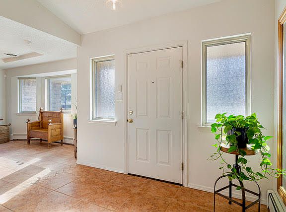4th image of 5003 Russell Dr NW
