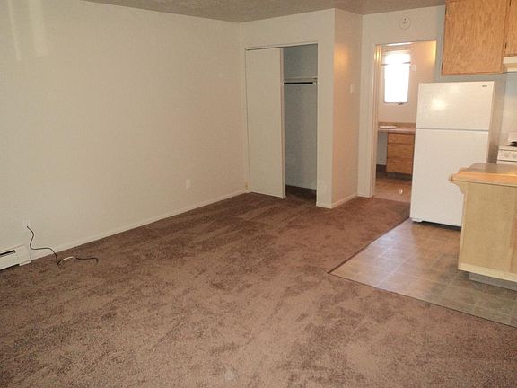 3rd image of 430 S 5th St E
