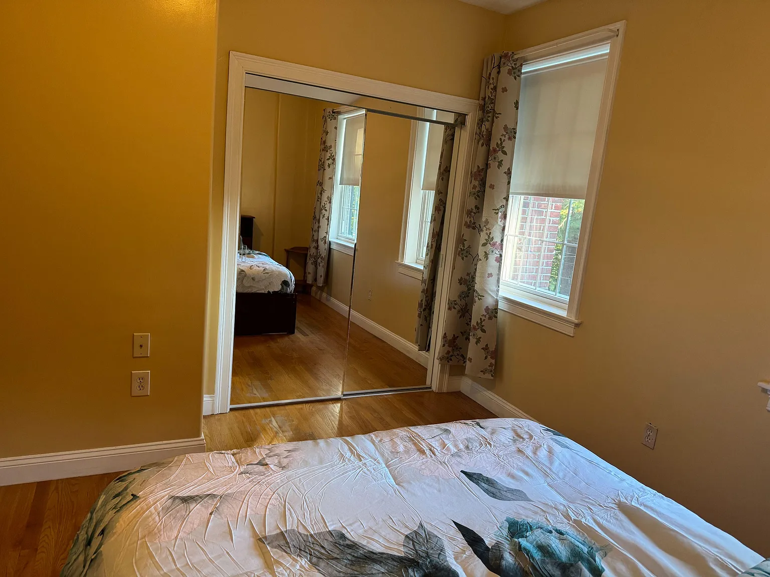 1 bed, 2.0 bath, 3904 sqft, $1,546 — Photo 2