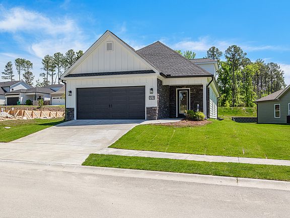 2nd image of 727 Ronaldsay Road