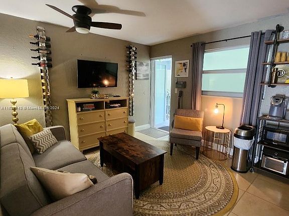 2nd image of 528 Meridian Ave APT 302A
