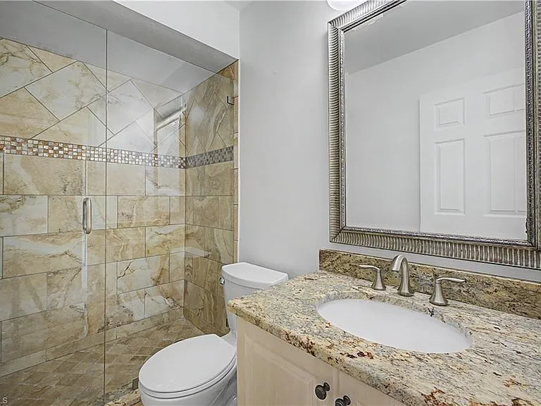 908 Augusta Blvd #A-907 — Photo 17