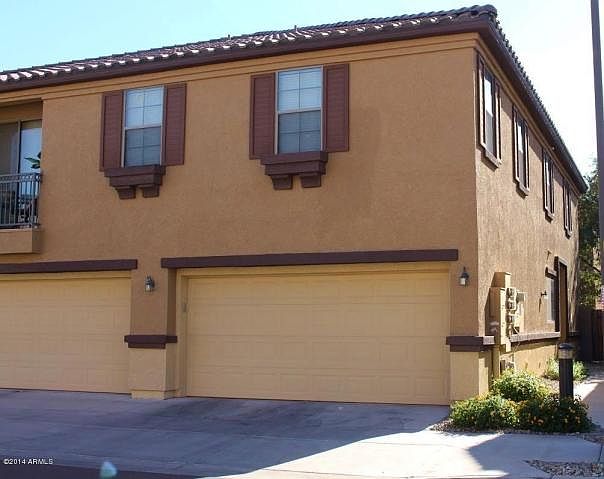1st image of 2961 E Dunbar Dr