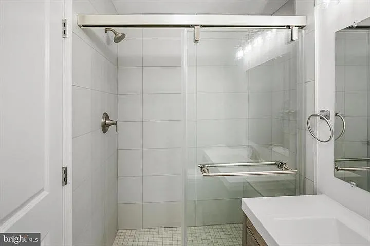 2014 Connecticut Ave NW #2 — Photo 9