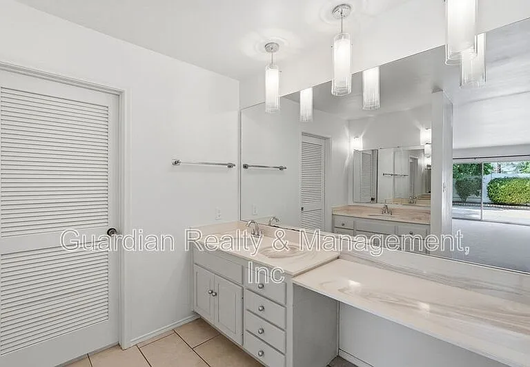 7238 E Joshua Tree Ln — Photo 22