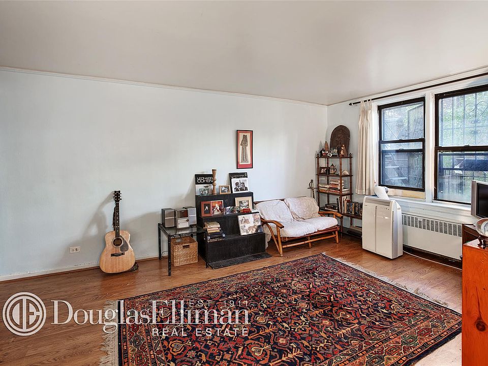 2nd image of 305-313 W 18th St #2G