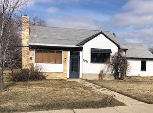 1011 Lewis St, Sheridan, WY 82801