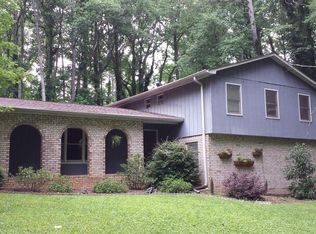 1186 Stevens Ct SW, Marietta, GA 30008