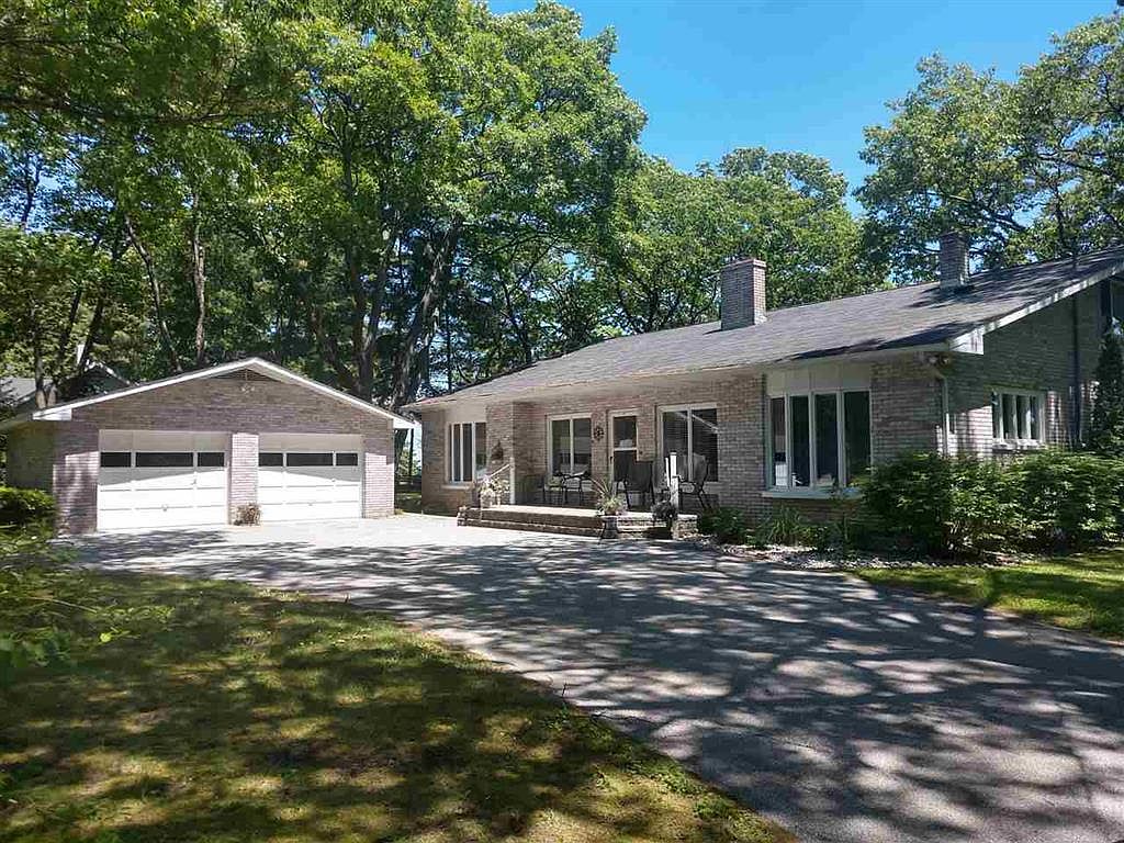 701 S Crescent Ave, Au Gres, MI 48703 Zillow