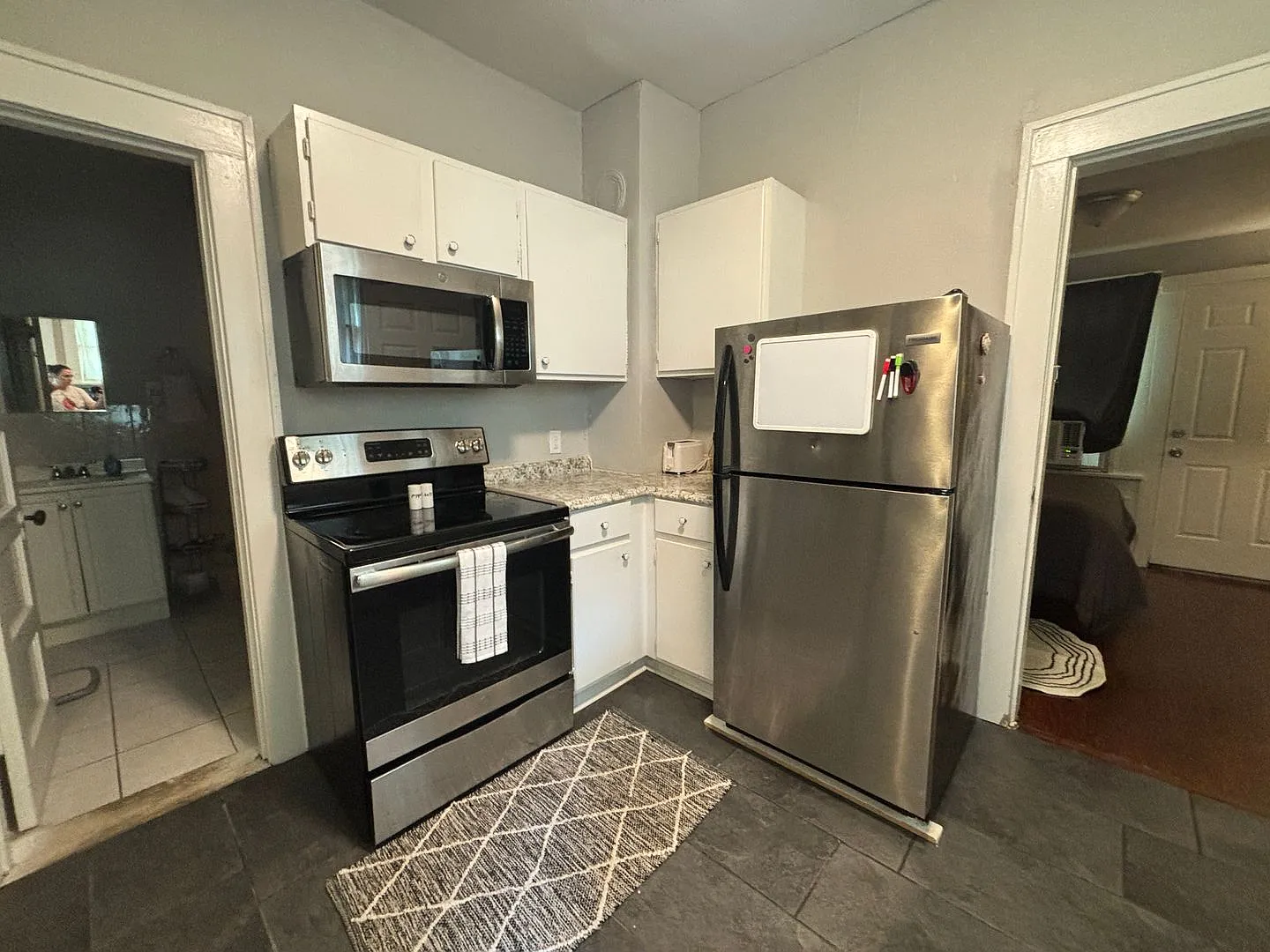 312 South Valentine Street — Photo 4