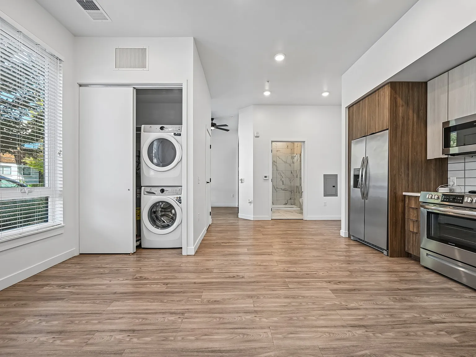 Carraway Apartments — Photo 2