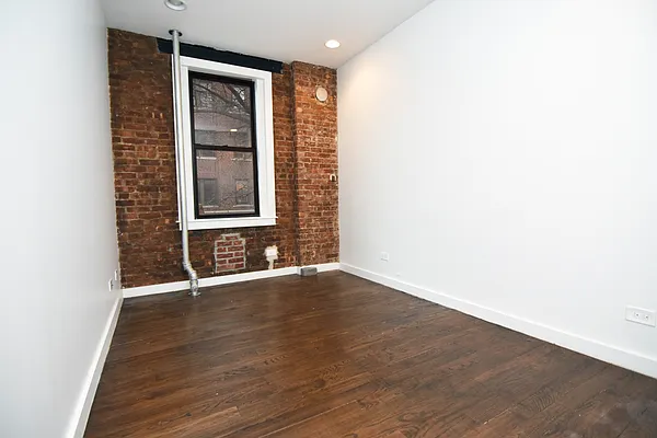 Rented by Bohemia Realty Group | media 7