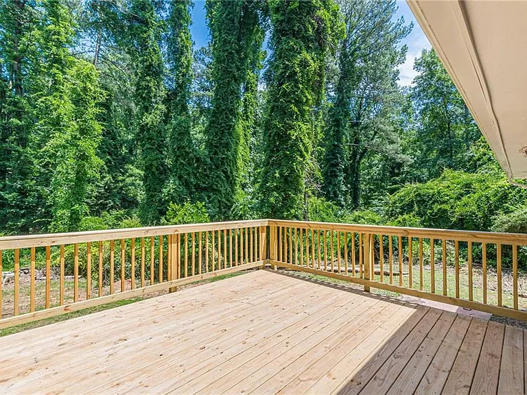 1624 Dodson Dr SW — Photo 5