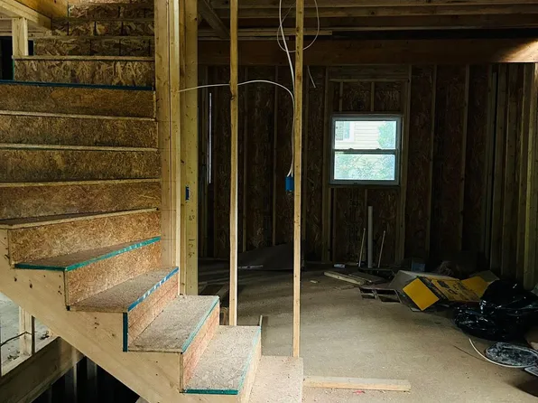 3001 Taylor St, Mount Rainier, MD 20712