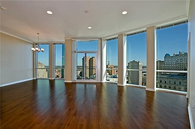1st image of 500 Throckmorton St APT 1805