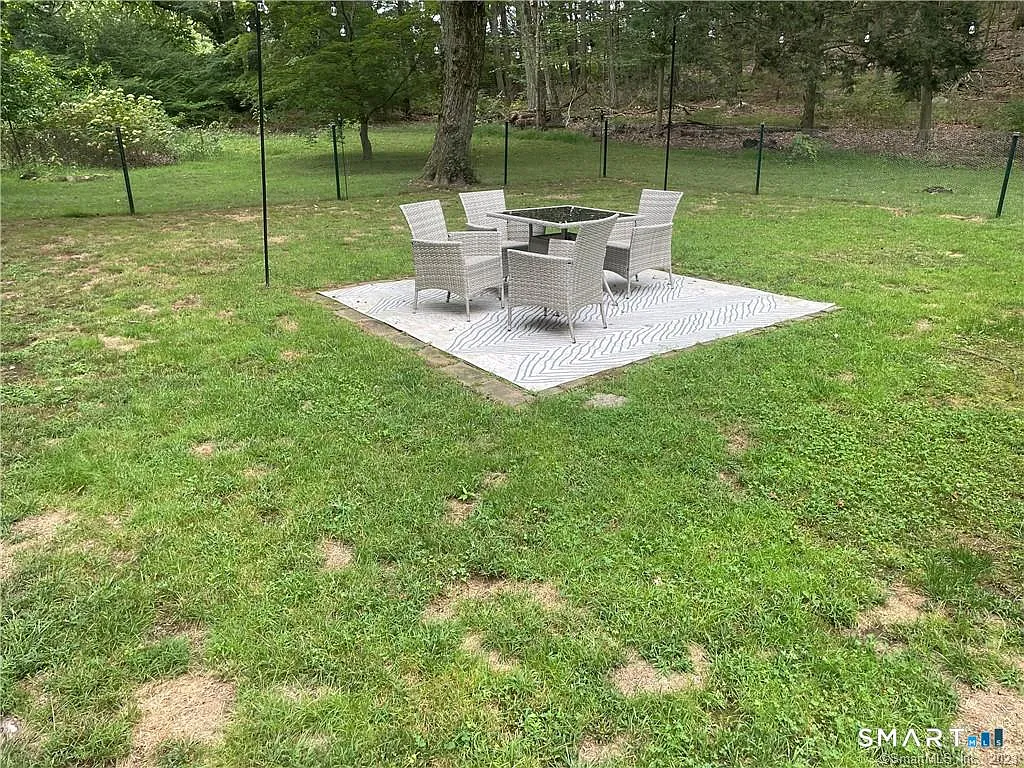 3 bed, 1.5 bath, 2485 sqft, $4,250 — Photo 2