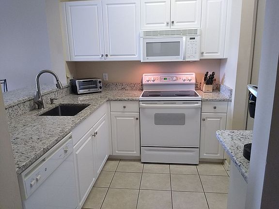 3rd image of 14310 Bristol Bay Pl APT 206