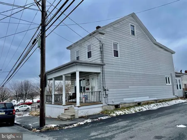 119 E Chestnut St, Frackville, PA 17931