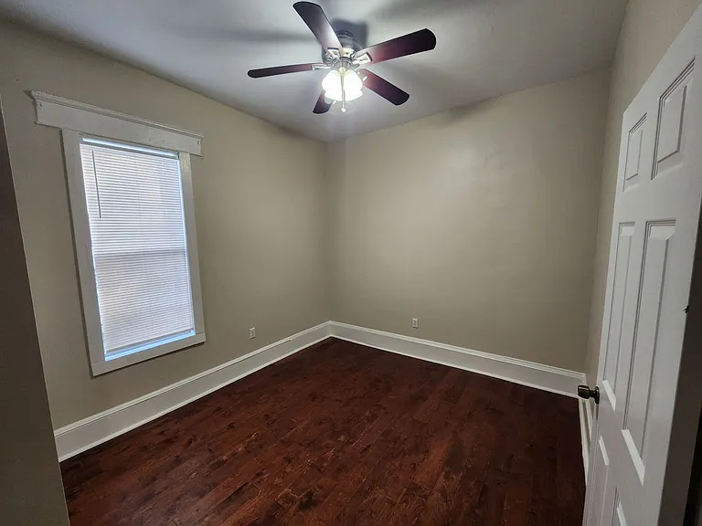 2812 N Morgan St — Photo 15