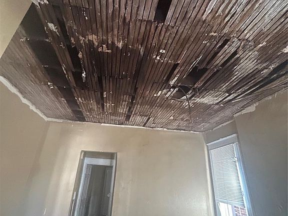 5th image of 4330 Penrose St