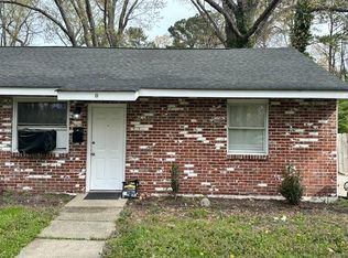 2252 Reuben St #B, Virginia Beach, VA 23454