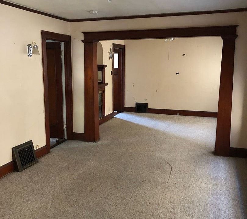 2nd image of 2904 W Arthur Ave #A
