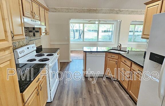 2nd image of 8511 Spyglass Loop
