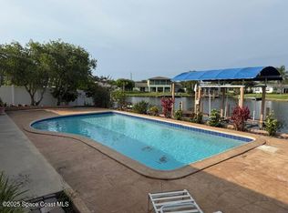 20 Crystal River Dr, Cocoa Beach, FL 32931
