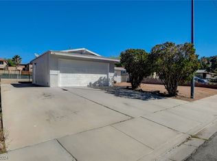 1118 Comanche Way, Boulder, NV 89005