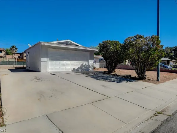 1118 Comanche Way, Boulder, NV 89005