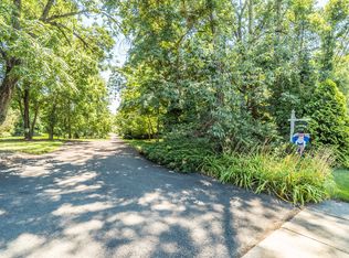 1240 Stump Rd, North Wales, PA 19454