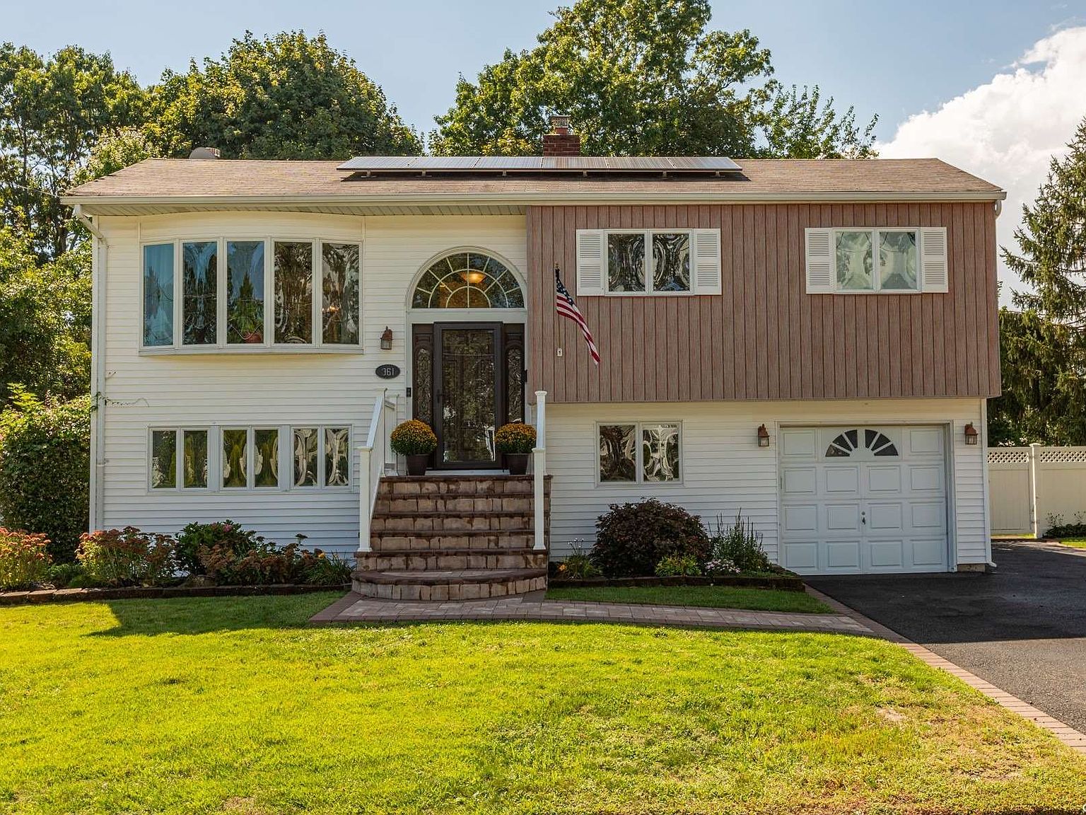 361 S 14th Street, Lindenhurst, NY 11757 Zillow