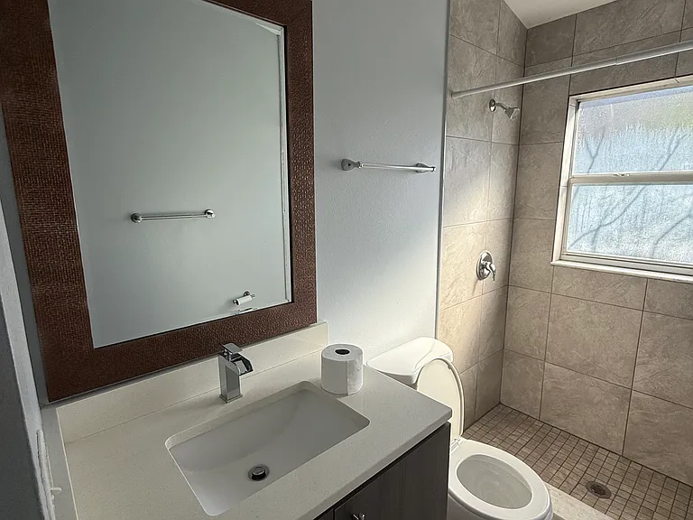 1123 Isadore Dr — Photo 6