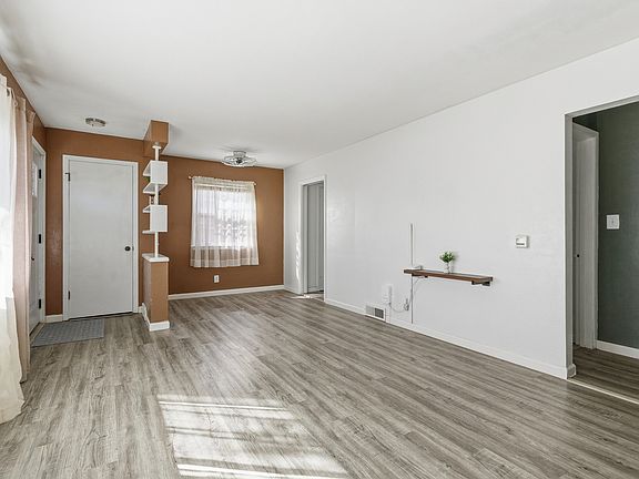 5th image of 1659 33rd St