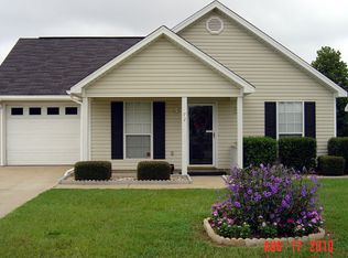 72 Park Ln, Warner Robins, GA 31093