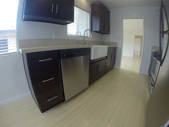 4th image of 420 N Market St Unit 41