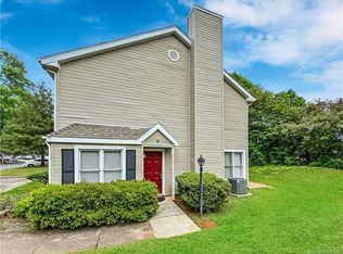 3134 Driftwood Dr, Charlotte, NC 28205