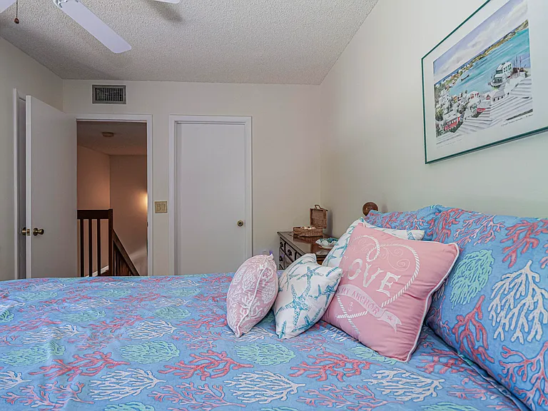 340 S Waverly Pl #8B — Photo 21