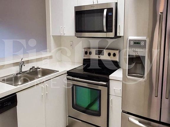 5th image of 17655 SW 146th Ct