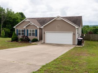 1210 Grays Chapel Rd, Southside, TN 37171