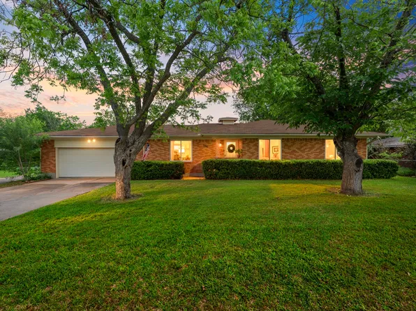 706 W Denison Dr, Waco, TX 76706