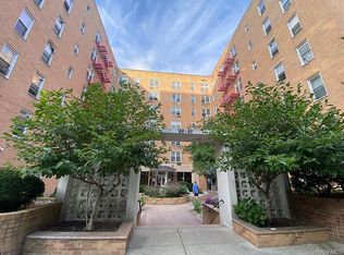 4242 Colden St APT A7, Flushing, NY 11355