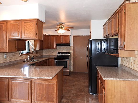 5th image of 1920 Shady Springs Dr