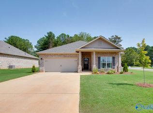 4000 Rockland Cir, Owens X Rds, AL 35763