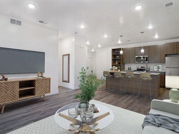 67 W Summit Dr #C302