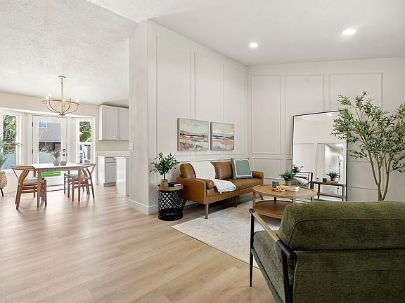 4th image of 3304 E Sparrowhawk Cir