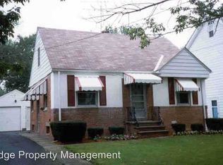 616 Cambridge Ave, Elyria, OH 44035