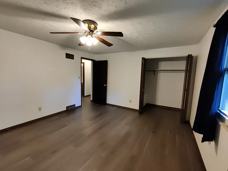 13226 Mogadore Ave NW — Photo 15