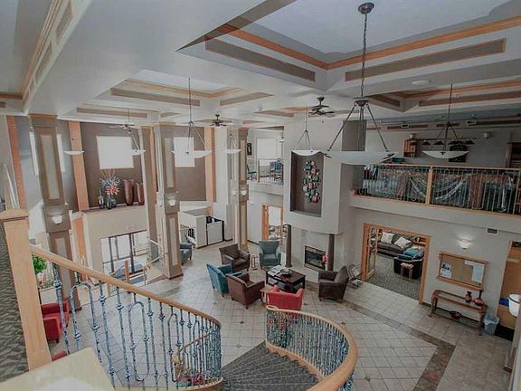2nd image of 427-4512 52nd Ave #427