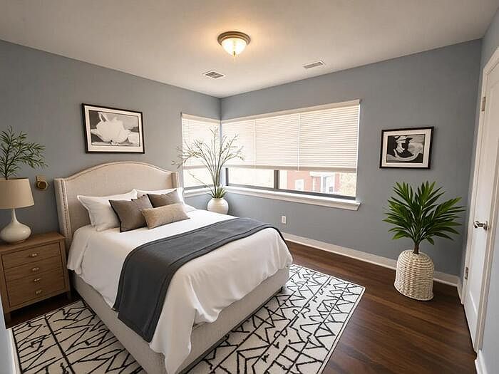 1st image of 1921 NE 25th St #3